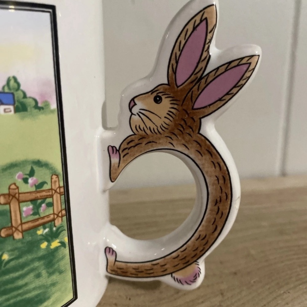 Vintage Charming Rabbit Design Mug - Picture 4 of 6